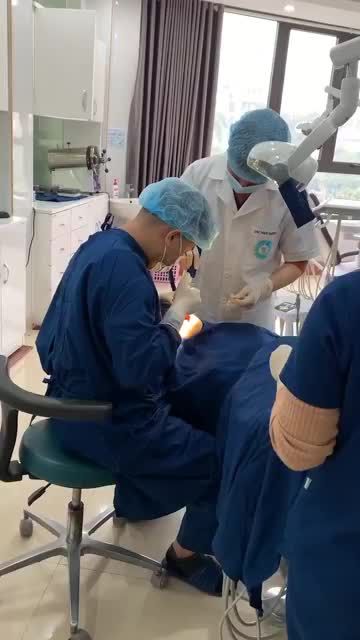 TRONG PHÒNG PHẪU THUẬT CƠ SỞ CẦU GIẤY