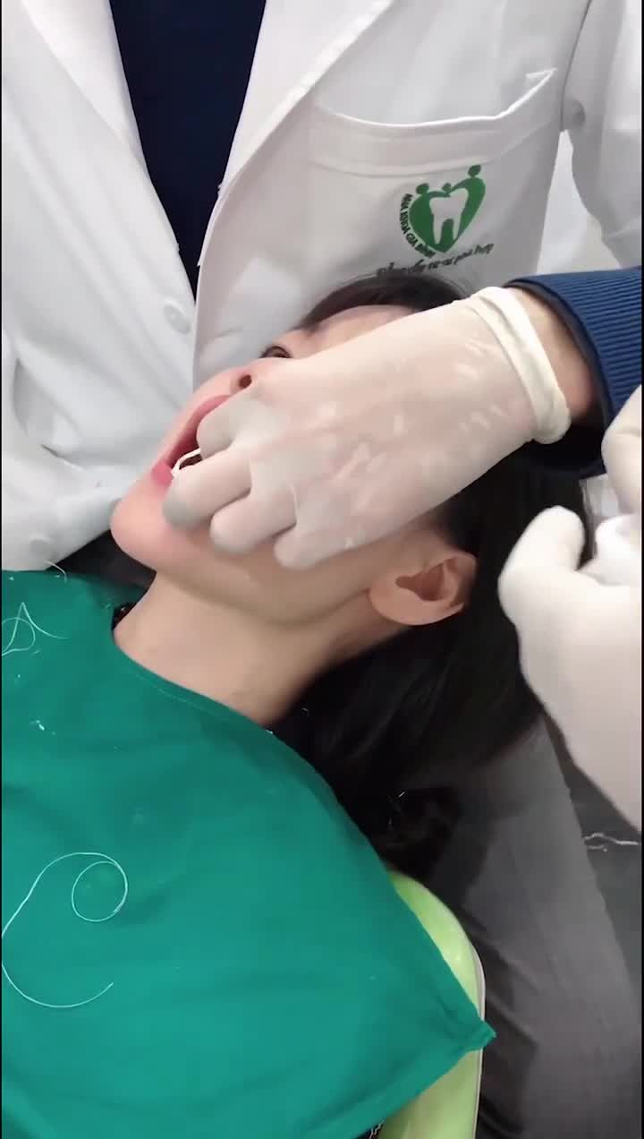 THẨM MỸ TRỌN BỘ 16 RĂNG SỨ CAO CẤP, CHÍNH HÃNG CHỈ TỪ 16TR BỀN ĐẸP CHẮC KHOẺ ĂN NHAI TỐT