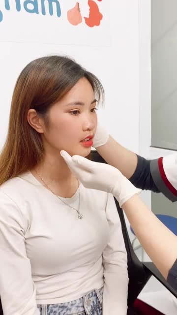CHỈNH HÀM HÔ bác sĩ Kangnam "vỡ òa" vì gương mặt KH quá hoàn hảo