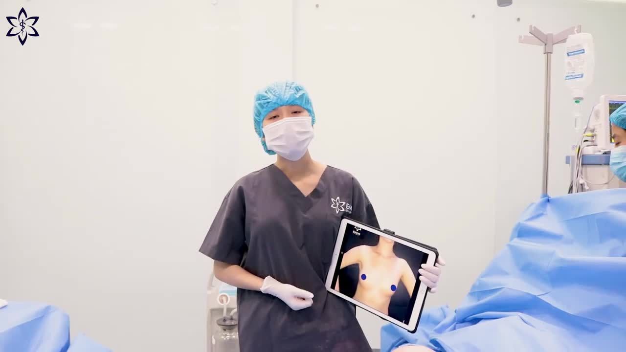 KẾT QUẢ NÂNG CẤP VÒNG 1 "MỸ MÃN" CỦA MẸ 2 CON TÌNH TRẠNG CHỊ KHÁCH HÀNG TRƯỚC PHẪU THUẬT