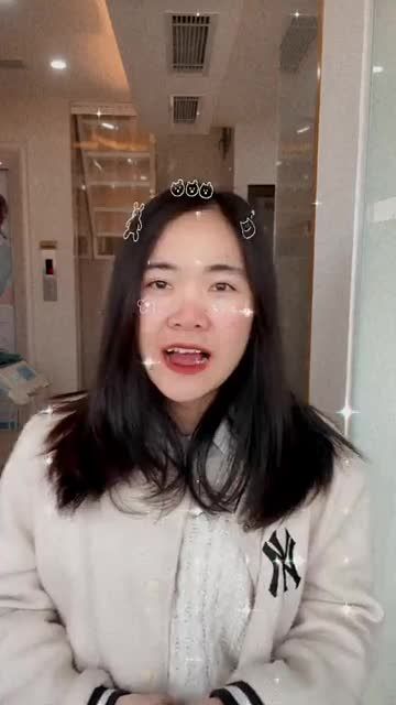 Ca gắn mắc cài tại nha khoa Athena 97 Nghĩa Tân Cầu Giấy Hà Nội.