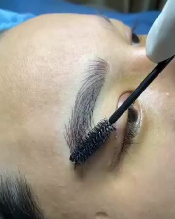 Là đàn ông cũng phải đẹp. Tại sao không? Cận cảnh 1 ca điêu khắc mày nam siêu thực, siêu đẹp.