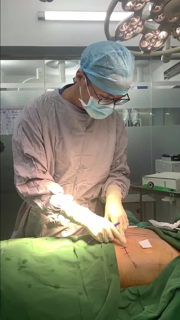 NÂNG NGUC BÂY GIỜ CÓ KỊP ĐẸP ĐÓN TẾT KHÔNG?