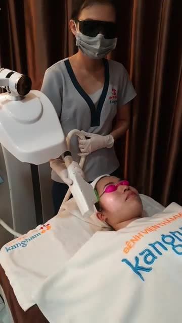 Có 1 sự thật: Không mụn là đẹp lên 7 phần chân kính!