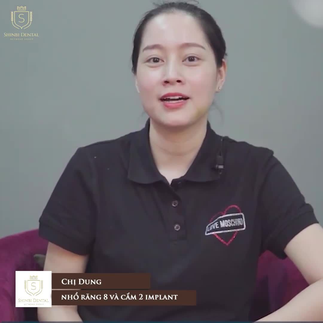 Chị Dung (32 tuổi), gặp tình trạng tụt cầu răng khi thực hiện ở cơ sở Nha khoa khác. 10 năm gặp vấn đề về ăn nhai và không tìm được cơ sở Nha khoa uy tín.