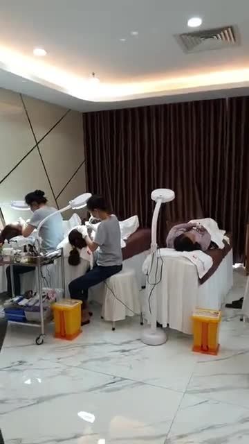 SỐC! Thời tiết đang se lạnh nhưng Phòng PHUN XĂM KANGNAM cuối tuần QUÁ NÓNG