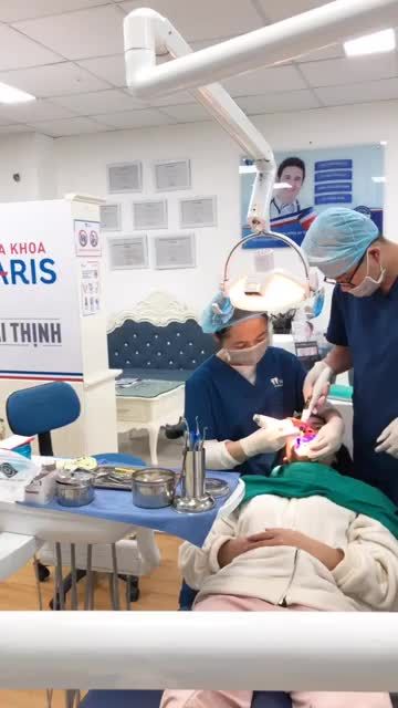 GẮN MẮC CÀI SỨ THƯỜNG CHO KHÁCH HÀNG NHƯ QUỲNH TẠI NHA KHOA PARIS 12, THÁI THỊNH, HÀ NỘI