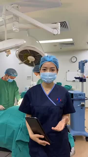 CHÀO THÁNG MỚI CÙNG VÒNG 1 TRÒN CĂNG NHÀ SLINE