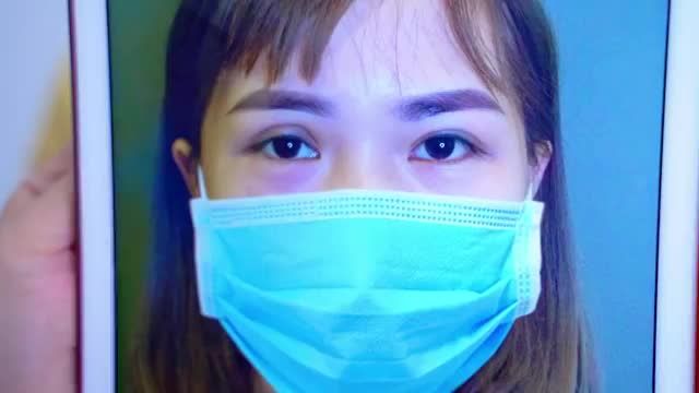 Sau khi phẫu thuật mí lỗi hỏng tại các cơ sở không uy tín, điều đầu tiên bạn cần làm là bình tĩnh và đến Dr.Hải Lê gặp bác sĩ để có chỉ định phương pháp và thời gian chỉnh hình lại mí mắt đã hỏng