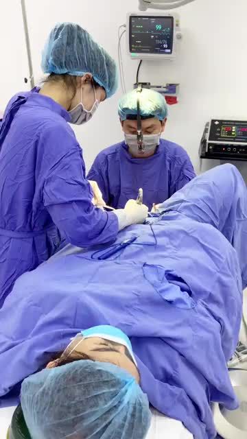 Ca thẩm mỹ vùng kín cuối ngày tại BVTM Đông Á