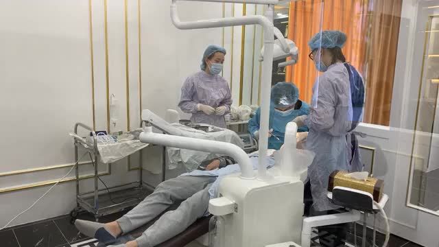 cấy implant