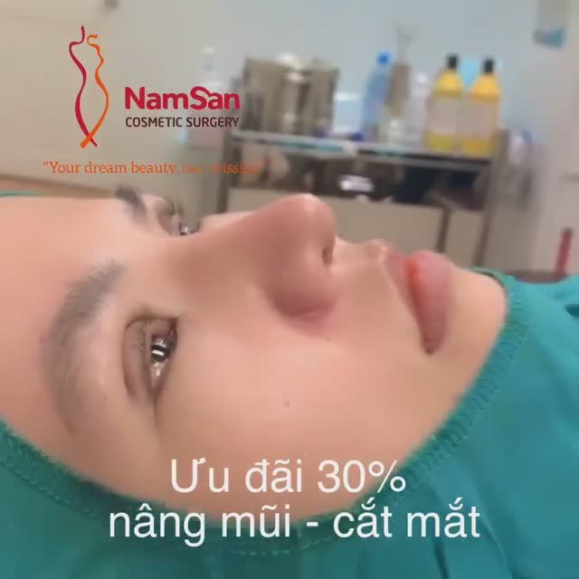 KHÁCH HÀNG NÂNG MŨI