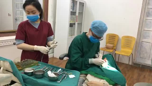 Trồng implant răng số 46 cho chiu Sinh tại Nha Khoa Thuỳ Anh