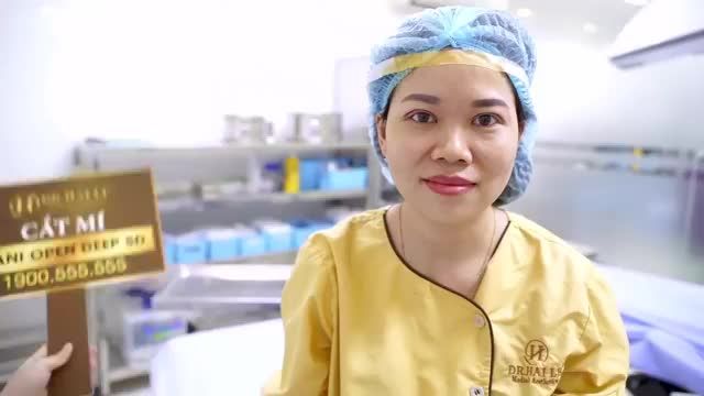 Bạn có tin được chỉ sau 45 phút vị khách hàng trẻ ra 10 tuổi sau tiểu phẫu Thẩm mỹ mắt tại Dr.Hải Lê không? Theo dõi ngay