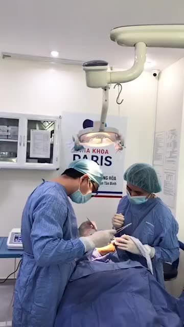 CẤY GHÉP 02 TRỤ IMPLANT TẠI NHA KHOA PARIS 97 CỘNG HOÀ