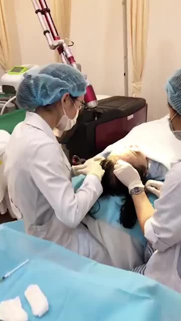 Điều trị rụng tóc công nghệ Bio Hair tại Bệnh Viện Thẫm Mỹ Đông Á