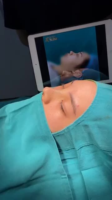 GIẢI CỨU NHAN SẮC TRONG TÍC TẮC