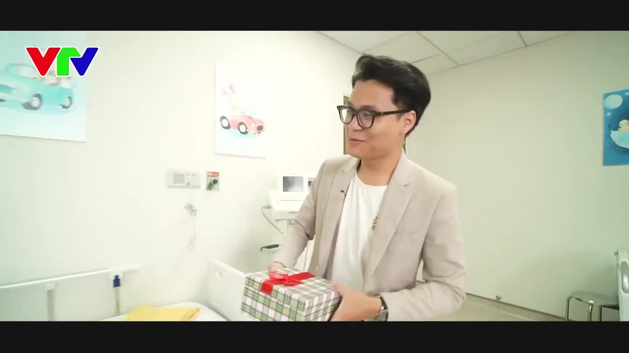 Hành trình đi sinh của mẹ bầu "lính chì" giá trị của cái nắm tay