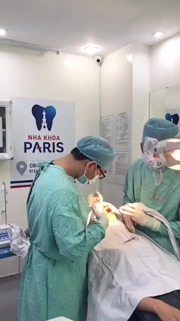 KH Thu Hiền Cấy ghép implant tại nha khoa paris 97 cộng hoà p4 Tân Bình