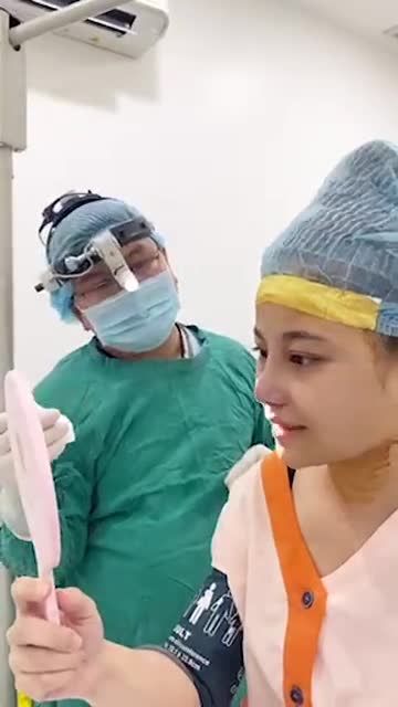 KHÁCH HÀNG CƯỜI RẠNG RỠ: THAY ĐỔI NHIỀU QUÁ!