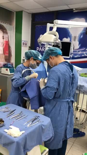 Khách hàng Nguyễn Thị Hậu cắm 1 trụ Ipl Dentium vị trí R47