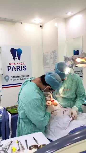 Khách hàng Nguyễn Văn Soạn cấy ghép implant 3 trụ Dentium Hàn Quốc tại nha khoa paris 97 cộng hoà p4 Tân Bình