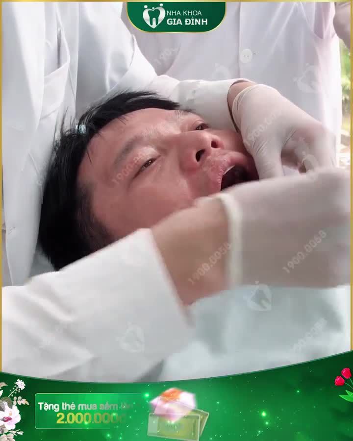 KHÔNG DÁM CƯỜI VÌ HÀM RĂNG NHIỀU KHUYẾT ĐIỂM - KHẮC PHỤC HOÀN HẢO VỚI CÔNG NGHỆ THẨM MỸ RĂNG SỨ