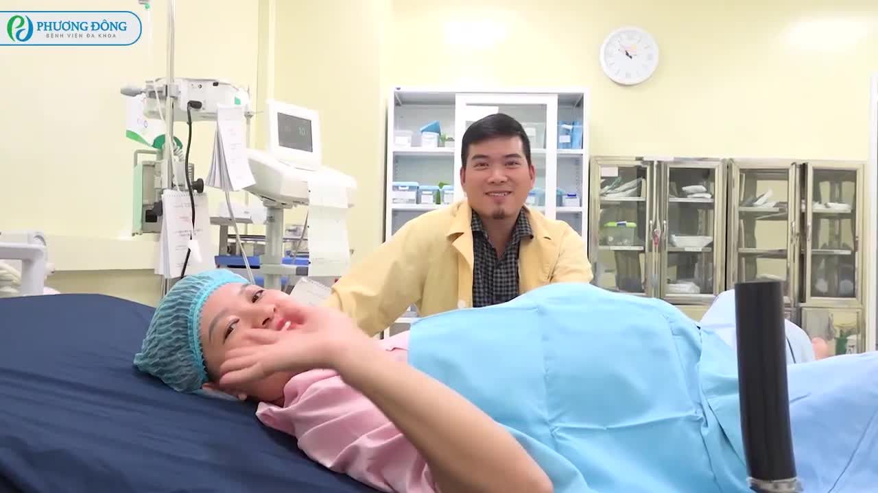 Mẹ rất hạnh phúc con yêu ạ! Mẹ đang rất hạnh phúc con yêu ạ!