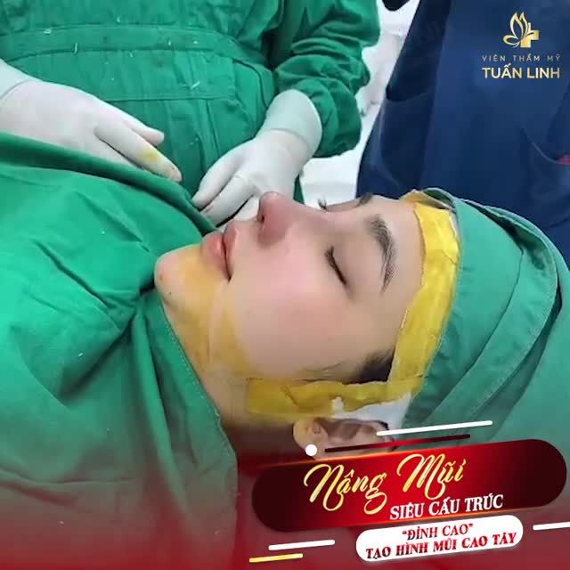 Người ta thì xem BỐ GIÀ Còn mình thì ở nhà xem clip nâng mũi để có động lực làm đẹp