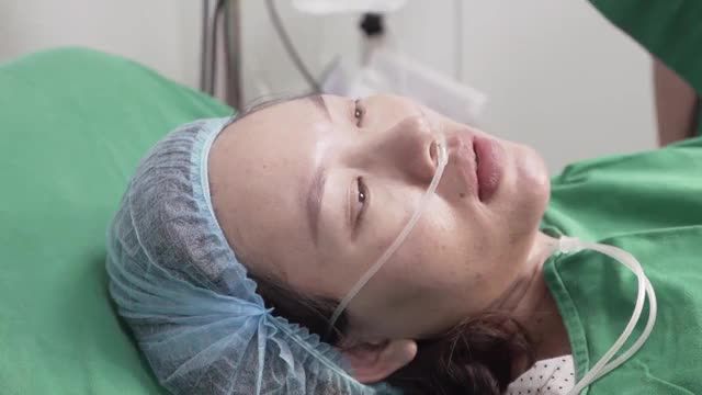 Những rắc rối thường gặp của mẹ khi đang cho con bú