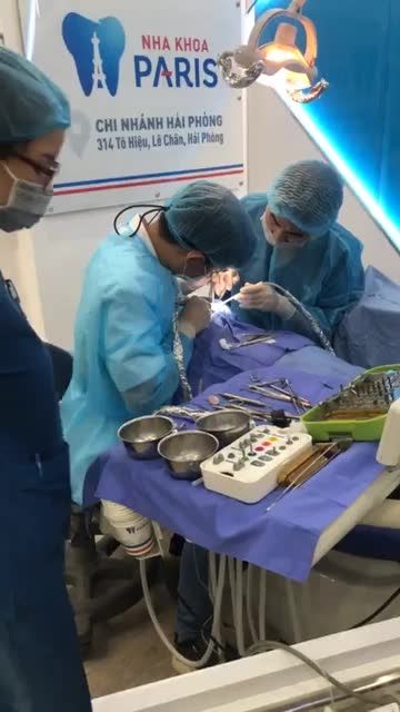 Phẫu thuật 7 trụ Implant tại Nha khoa Paris Hải Phòng với