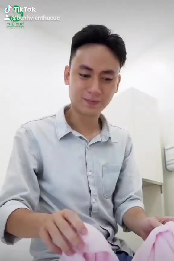 Quấn chũn mẹ mang Ôm giấc mơ con