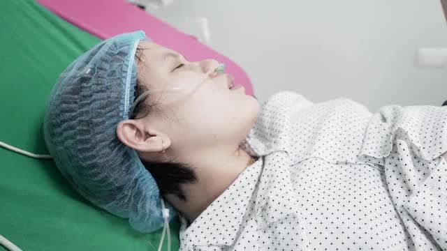 SINH THƯỜNG ĐỒNG HÀNH CÙNG MẸ BẦU VŨ THỊ SIM VƯỢT CẠN ĐÓN THIÊN THẦN NHỎ