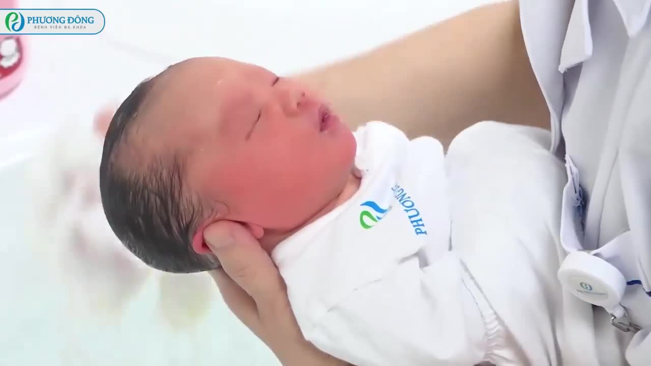 Tắm bé Cổ tích Phương Đông