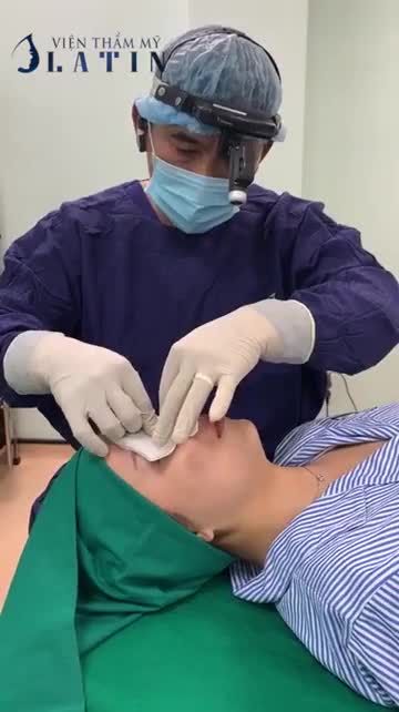 TÂN TRANG NHAN SẮC TOÀN DIỆN VỚI COMBO MÍ SỬA LẠI  MŨI TÁI CẤU TRÚC