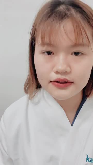 Bị chê MÔI TỀU - Chị khách quyết tâm Lột Xác