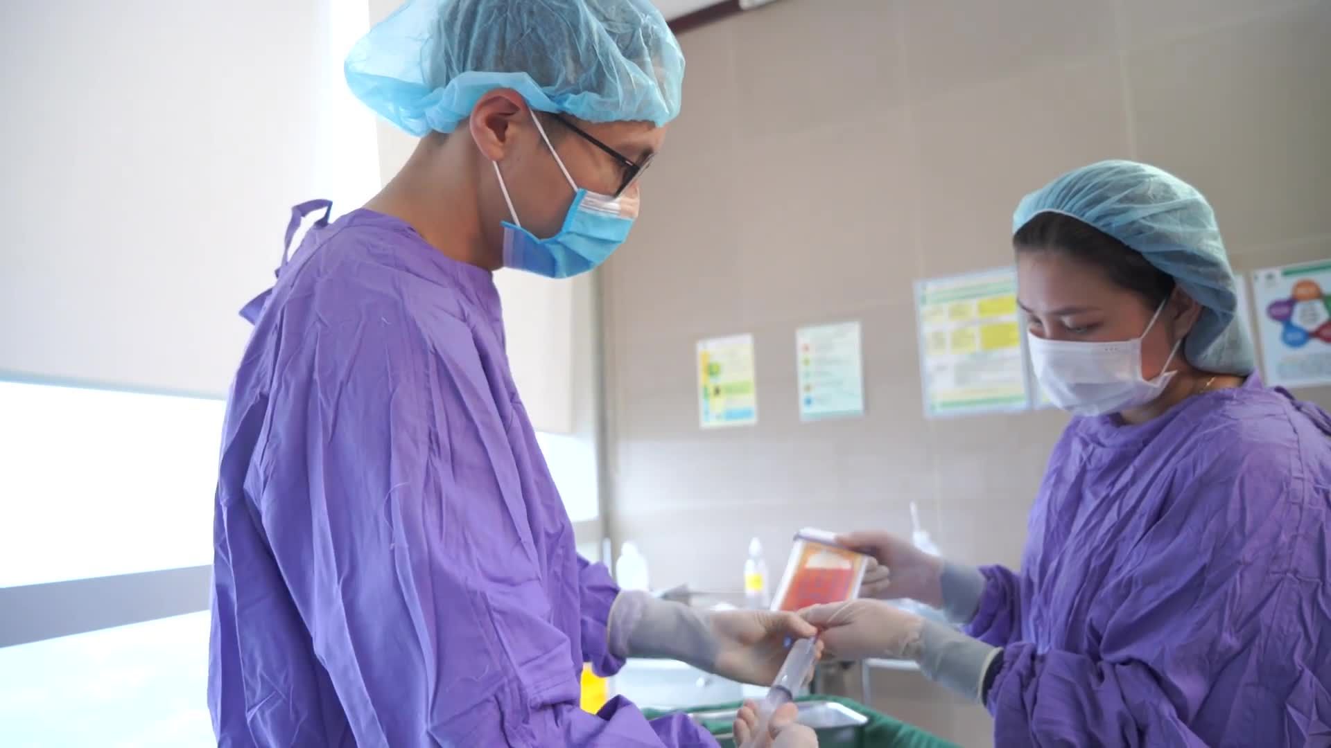 CẬN CẢNH QUÁ TRÌNH TÁCH CHIẾT MỠ TỰ THÂN BẰNG KỸ THUẬT PUREGRAP