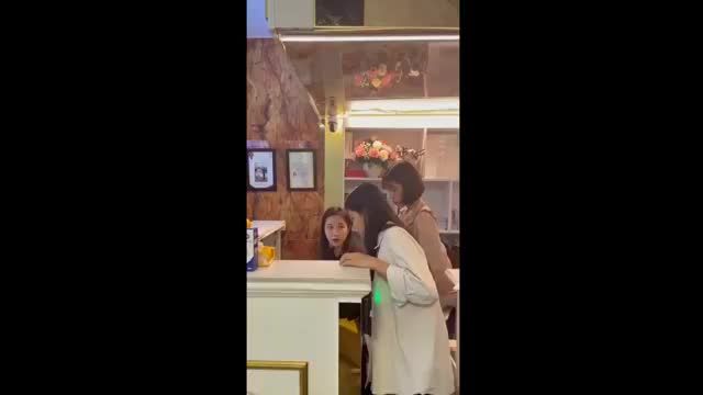 Chào ngày cuối tuần tại Nha Khoa ATHENA