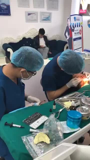 Gắn Mắc Cài Sứ Thường Cho Khách Hàng Lê Giang Chi