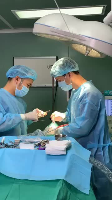 Ghép xương + Cấy ghép implant cho khách hàng RĂNG SÂU NẶNG, ĐEN SÌ, MẤT RĂNG TRẮNG TRỢN