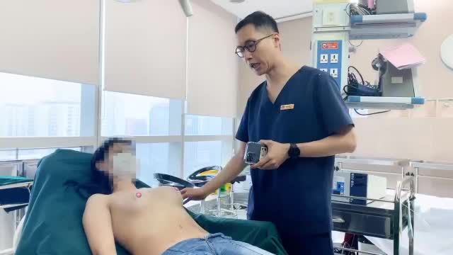 KH SAU 1 THÁNG NÂNG NGUC - HUT MO VASER LIPO HỒNG NGỌC