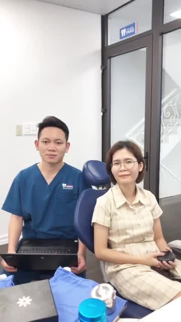Khách hàng Ngọc Yến chỉnh nha khay trong invisalign