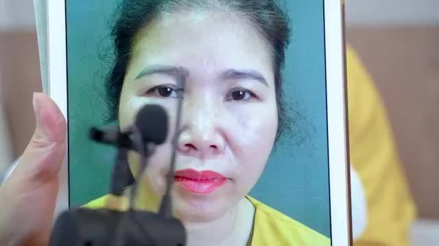"Không nghĩ trẻ ra được vậy đâu" vị khách hàng vô cùng ngạc nhiên chỉ sau 30 phút thực hiện Nâng cung mày đã trẻ ra nhiều tuổi thế này rồi