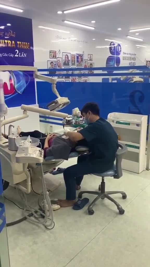 RĂNG SỨ CHUẨN ĐỨC GIẢM SÂU HẾT MỨC