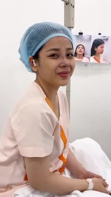 “Thấy mũi cao - mặt baby hơn nên em vui lắm”
