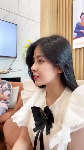 Tin nổi không: Mũi vào form chỉ sau 8 ngày