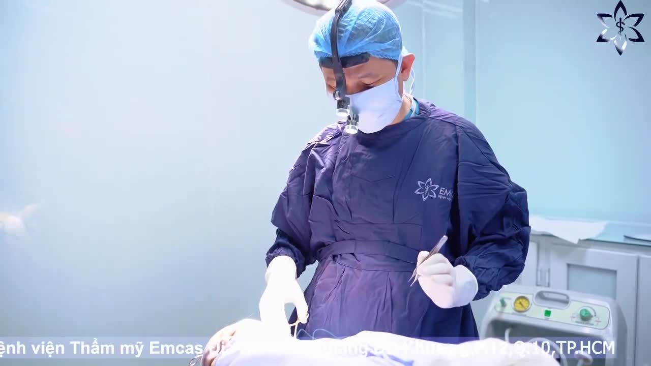 CASE THỰC HIỆN CĂNG DA MẶT VÀ PHÂN TÍCH TỪ BÁC SĨ KHIÊM