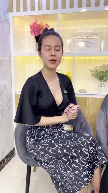 CÙNG XEM DÁNG NG.ỰC 12 NGÀY TUỔI CỦA CHỊ HẰNG ĐẾN TỪ BÌNH PHƯỚC