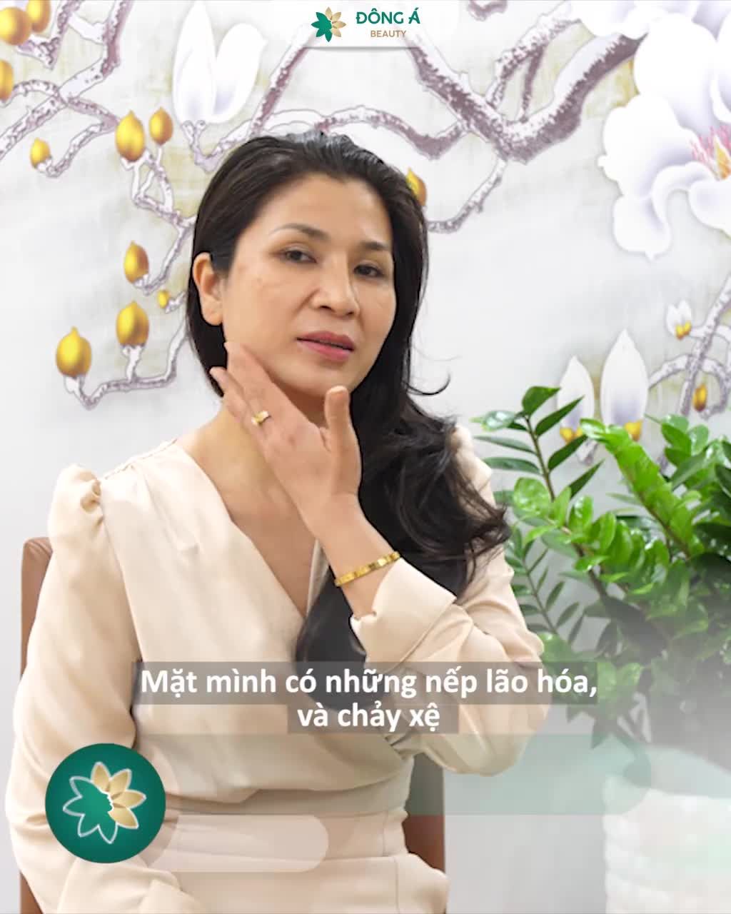 Cười thả ga không lo nếp nhăn ngăn nàng rạng rỡ