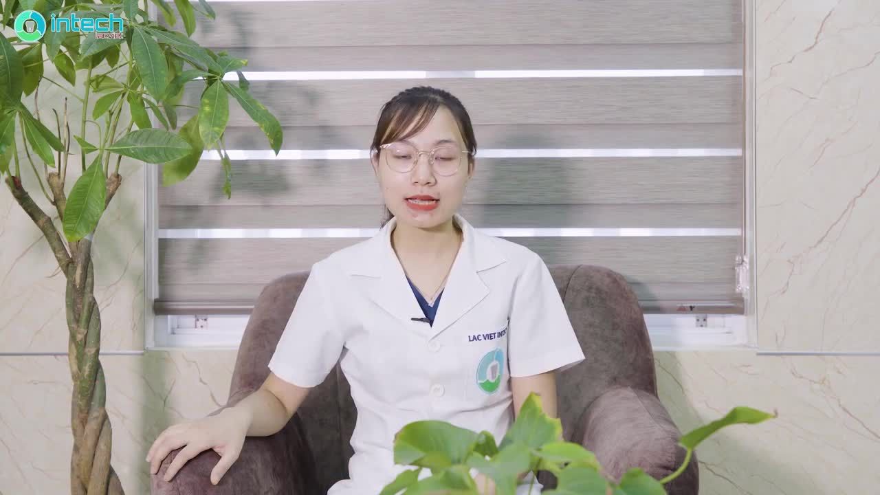 GIẢI ĐÁP VỀ NIỀNG RĂNG MẮC CÀI SỨ TỪ BÁC SĨ CHUYÊN GIA TẠI HỆ THỐNG NHA KHOA LẠC VIỆT INTECH